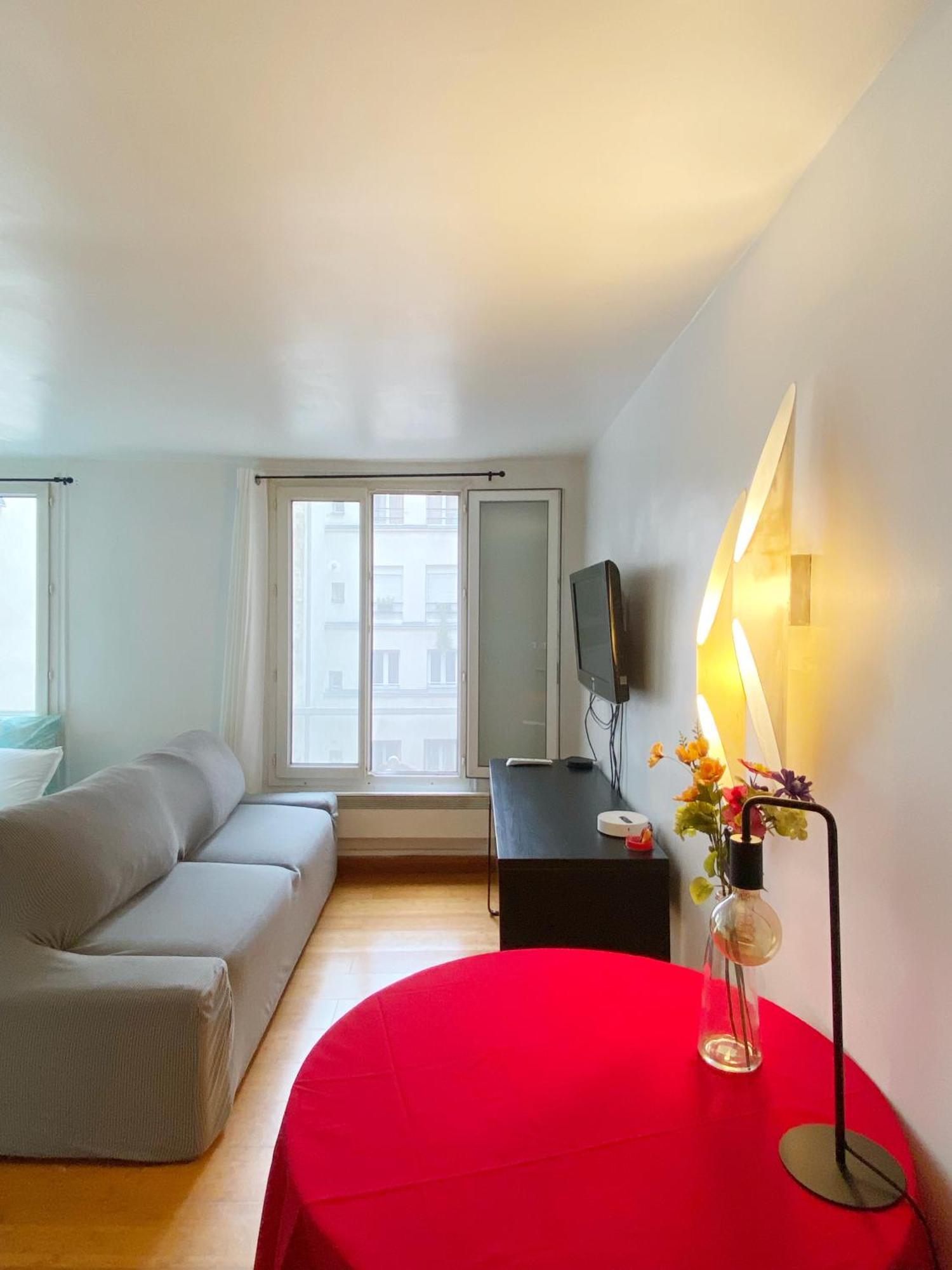 Poetic Paris - Cozy Apartment In Paris 2Nd Екстериор снимка